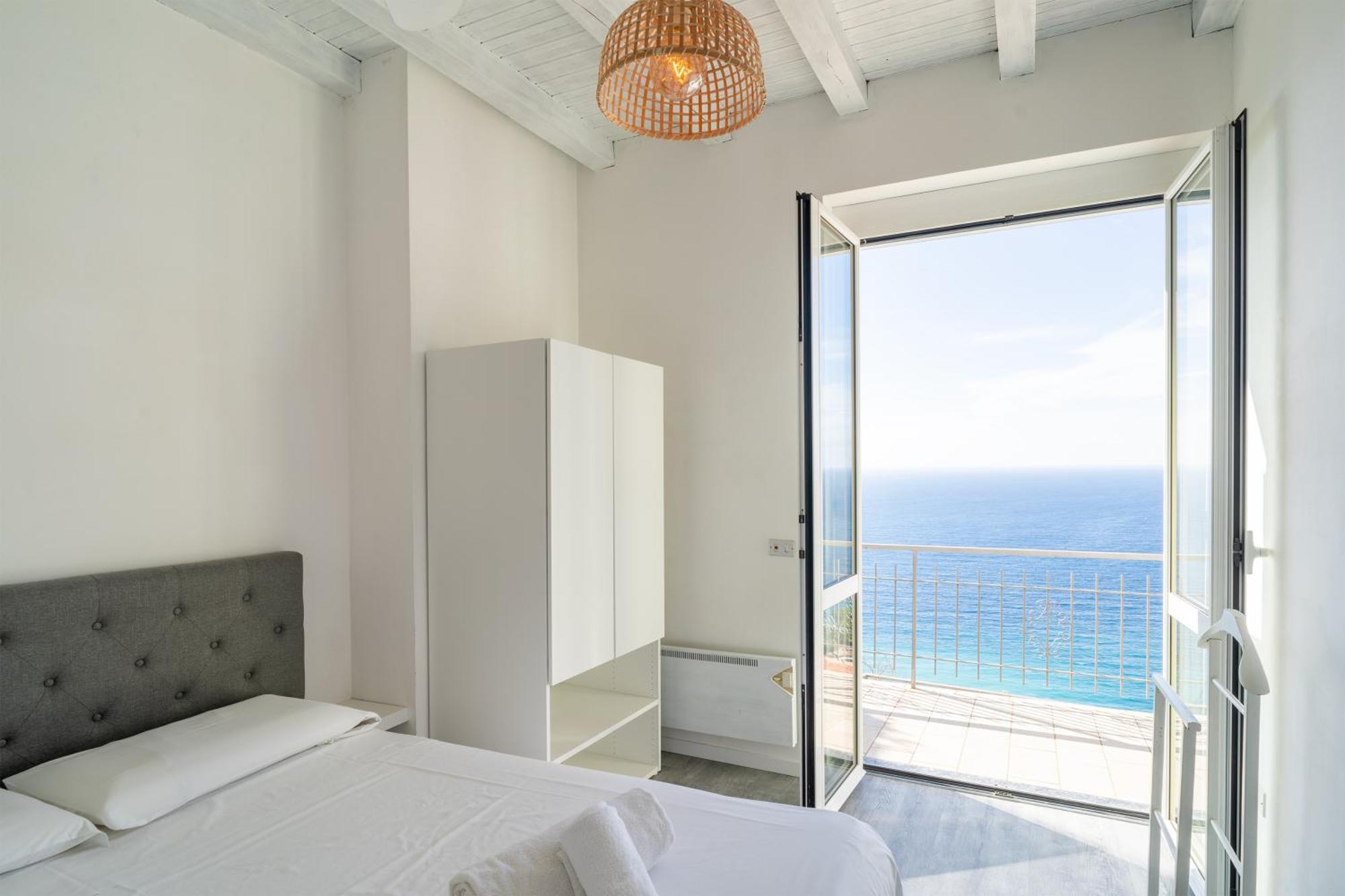 Casa Grimaldi - Terrace & Sea View Διαμέρισμα Βεντιμίλια Εξωτερικό φωτογραφία